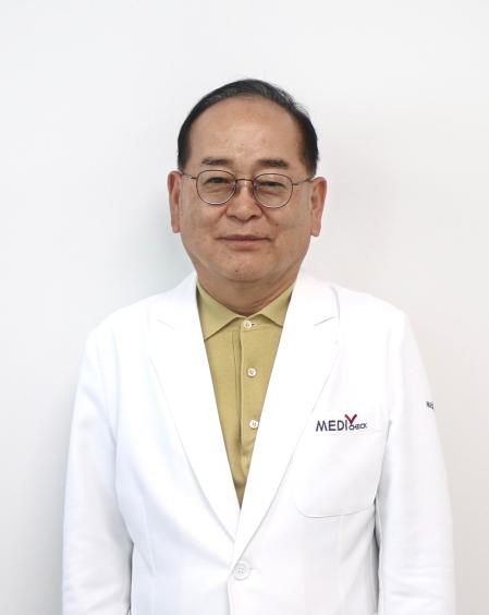 안빈 프로필.jpg