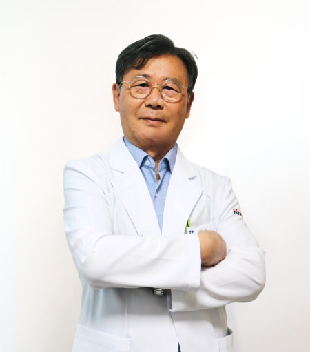 박윤기 진료과장.png